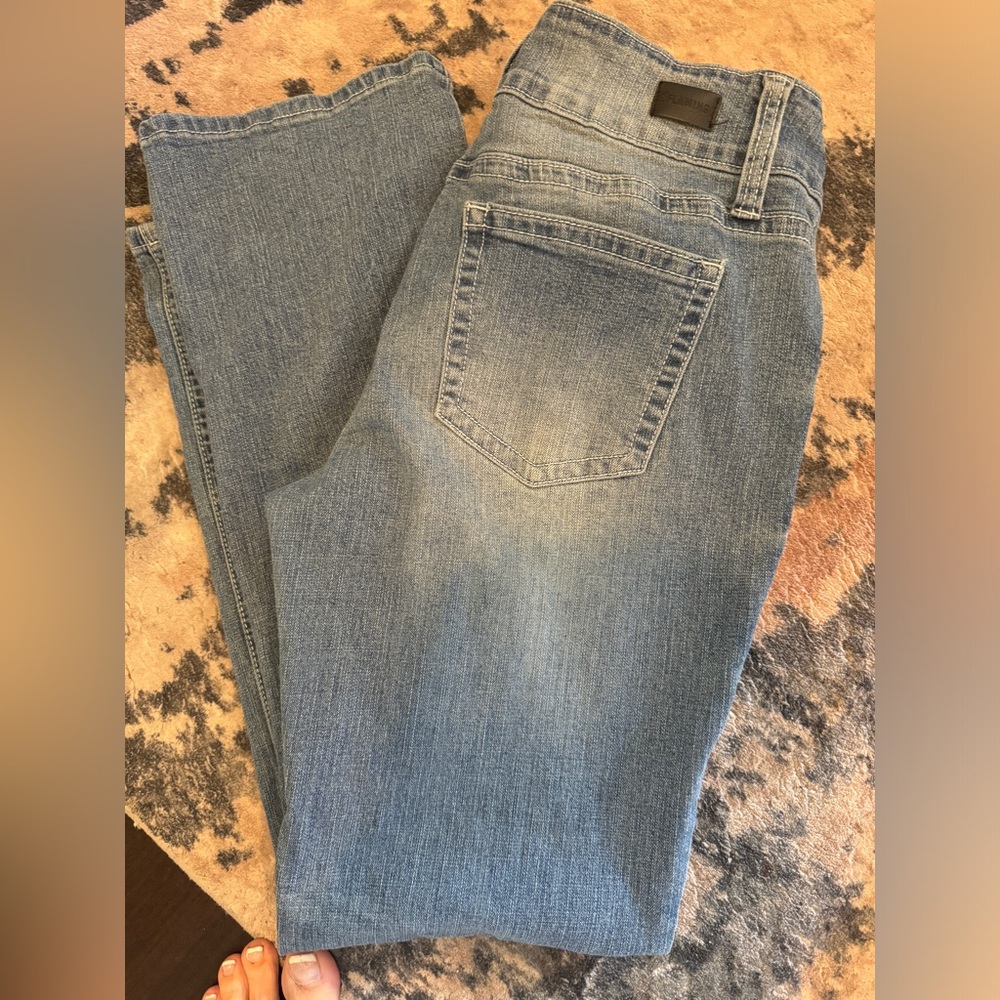 Elevate your wardrobe with these stunning Flamingo Women's Jeans.